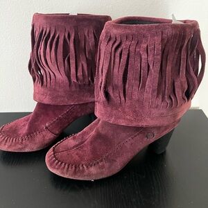 Born Banbury Purple Suede Fringed Boots. Size 6.5.